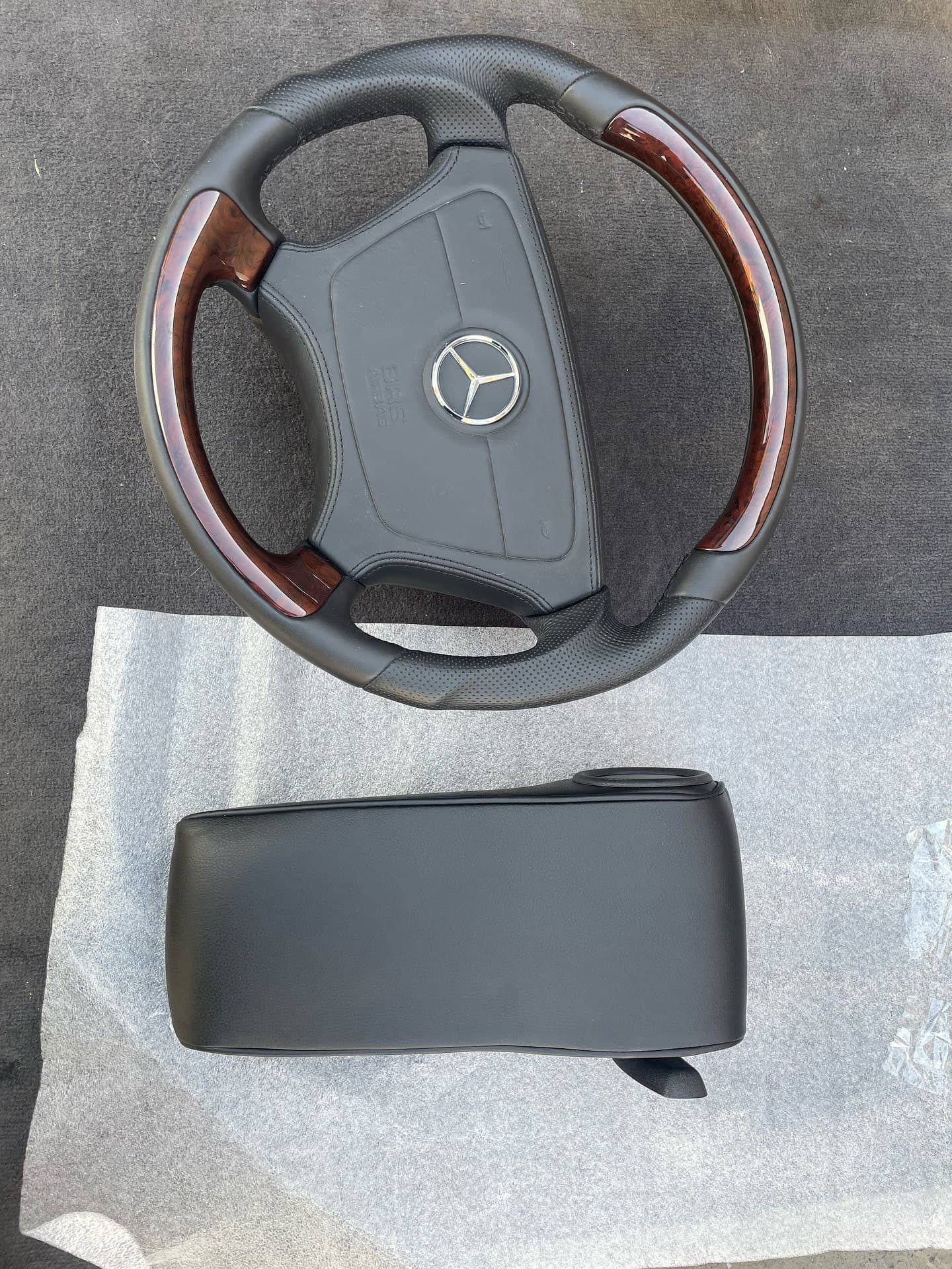 Mercedes Benz w124, 140,210 steering wheel